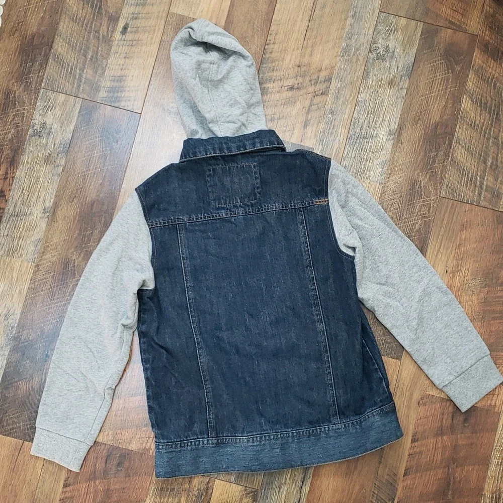 NWT First Wave Denim Jacket with Gray Cotton Sleeves & Detachable Hood, Size 8
